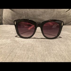 🦄 SALE 2 for $10🦄 Aldo sunglasses